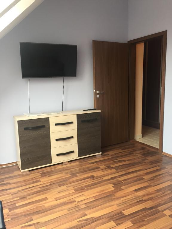 Palank Apartman Mosonmagyarovar Exterior photo