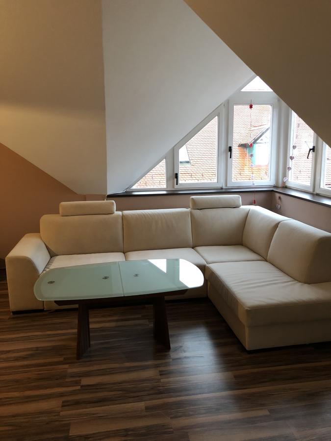 Palank Apartman Mosonmagyarovar Exterior photo